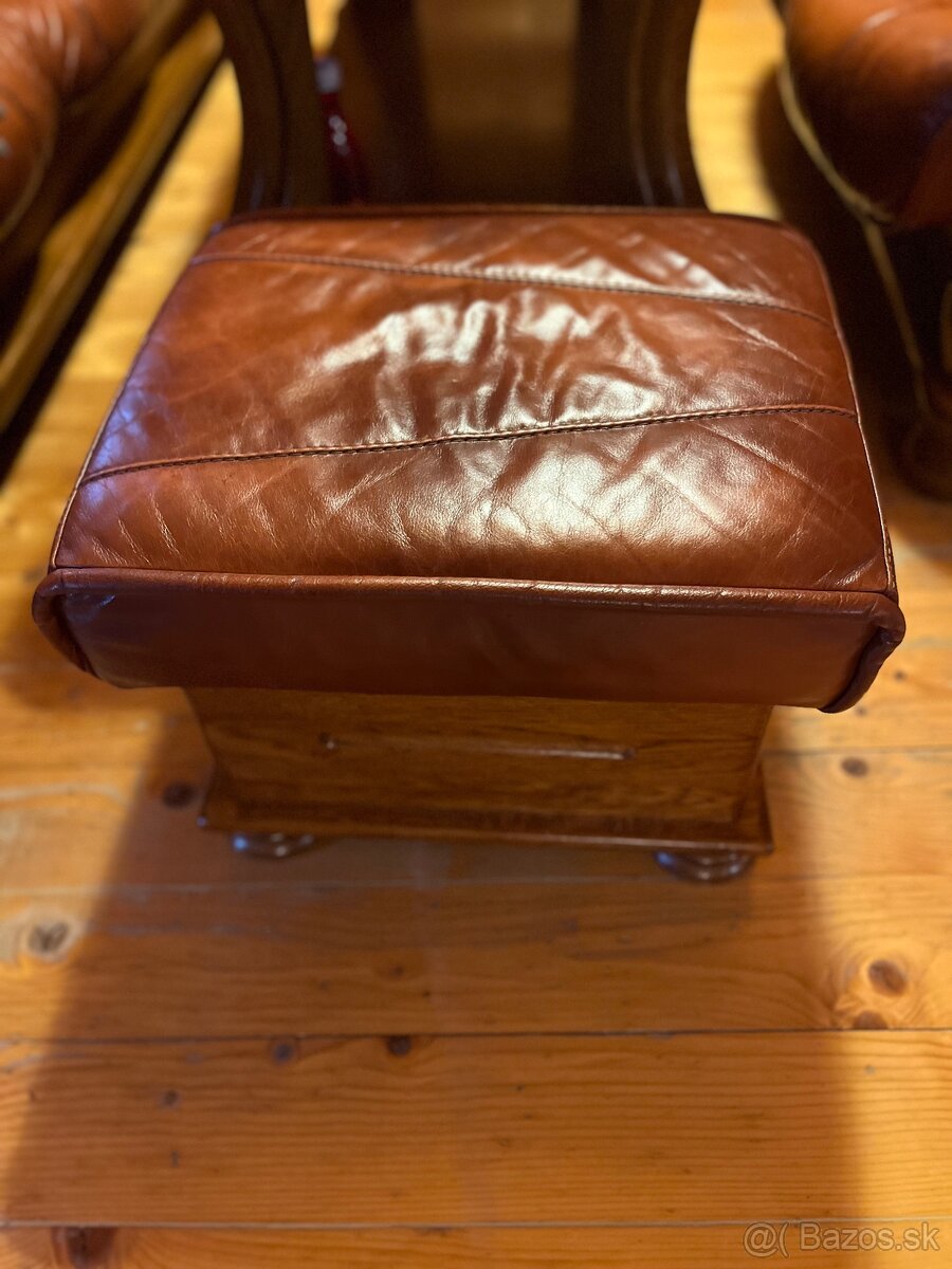 Pravá koža – sedacia súprava + masívna komoda (TOP stav, kla