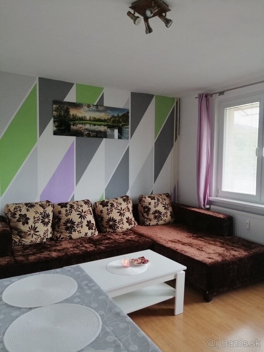 Na predaj 3 izbový byt Brezová pod Bradlom