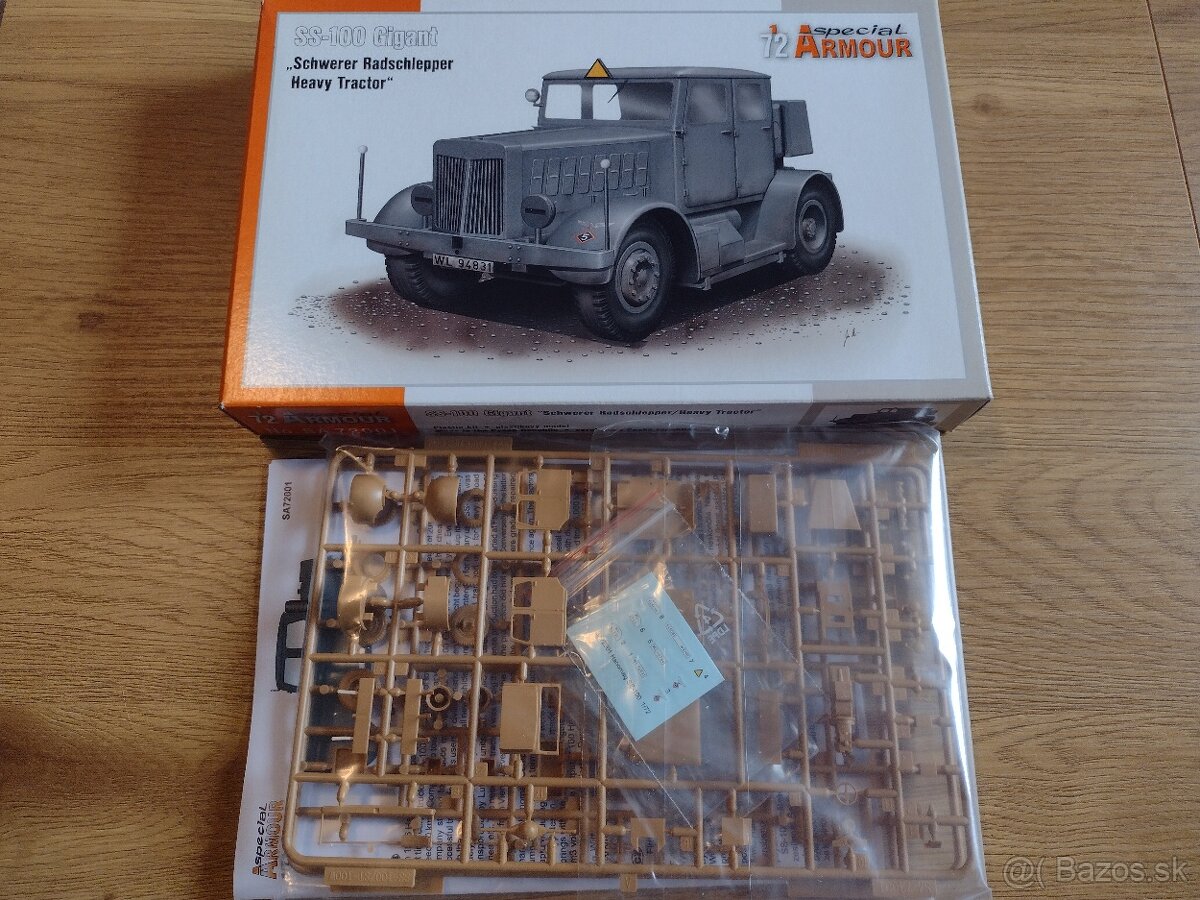 Plastikové modely techniky, ponoriek a lodí 1:72