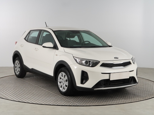 KÚPIM KIA STONIC 1.2DPI CCA DO 100.000KM