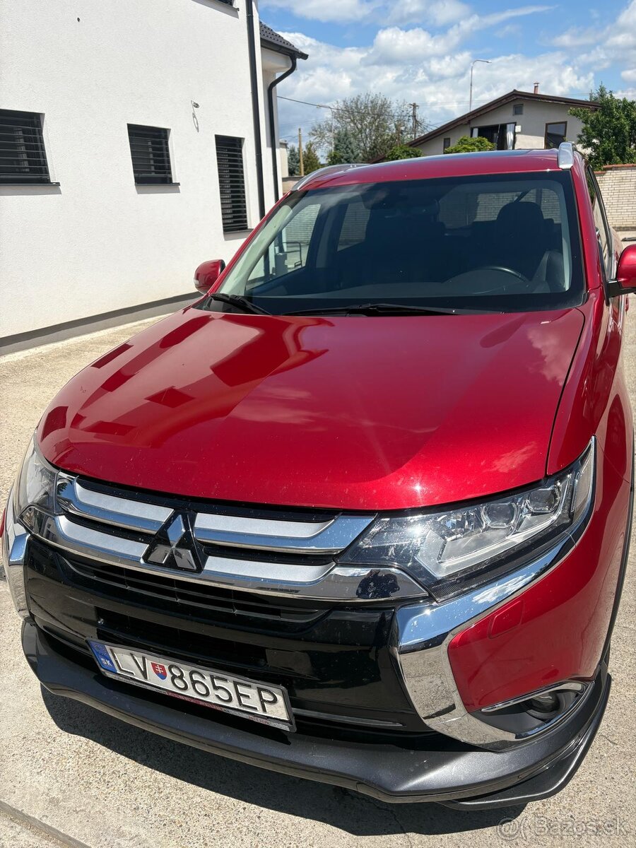 Mitsubishi Outlander SUV