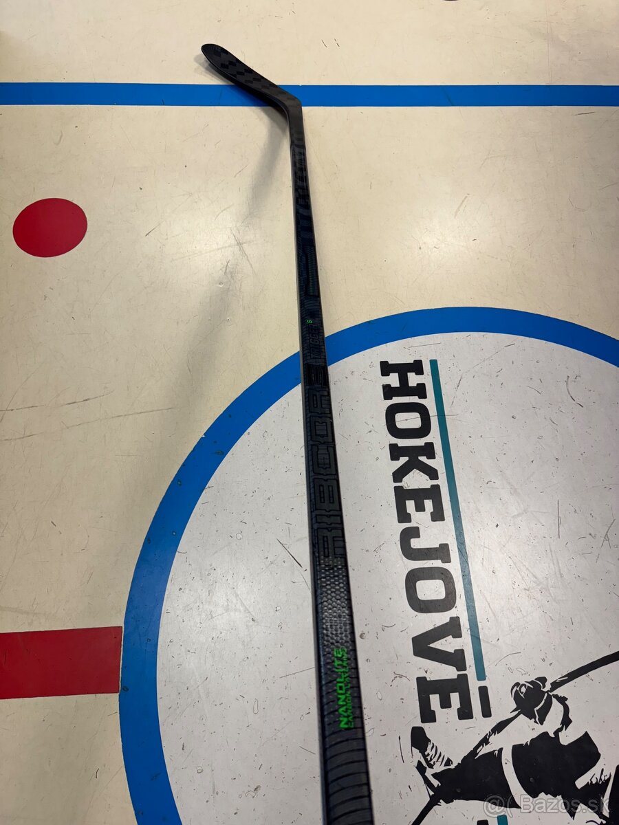 UPLNE NOVA PROFI HOKEJKA CCM RIBCOR TRIGGER 6PRO Thorell