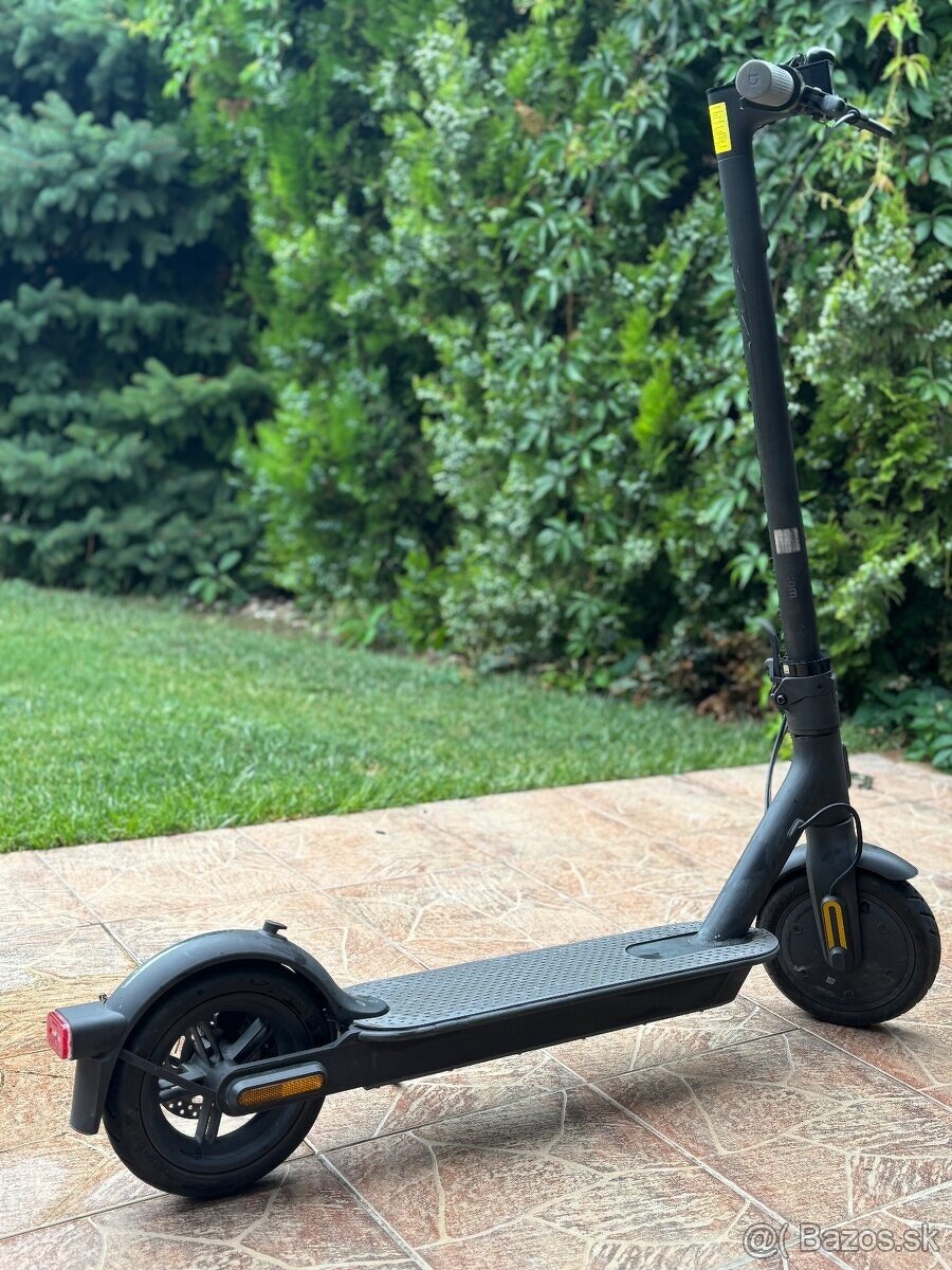 Xiaomi Mi electric Scooter Essential