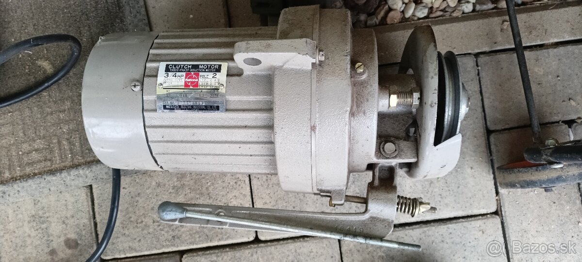 elektromotor z brzdou