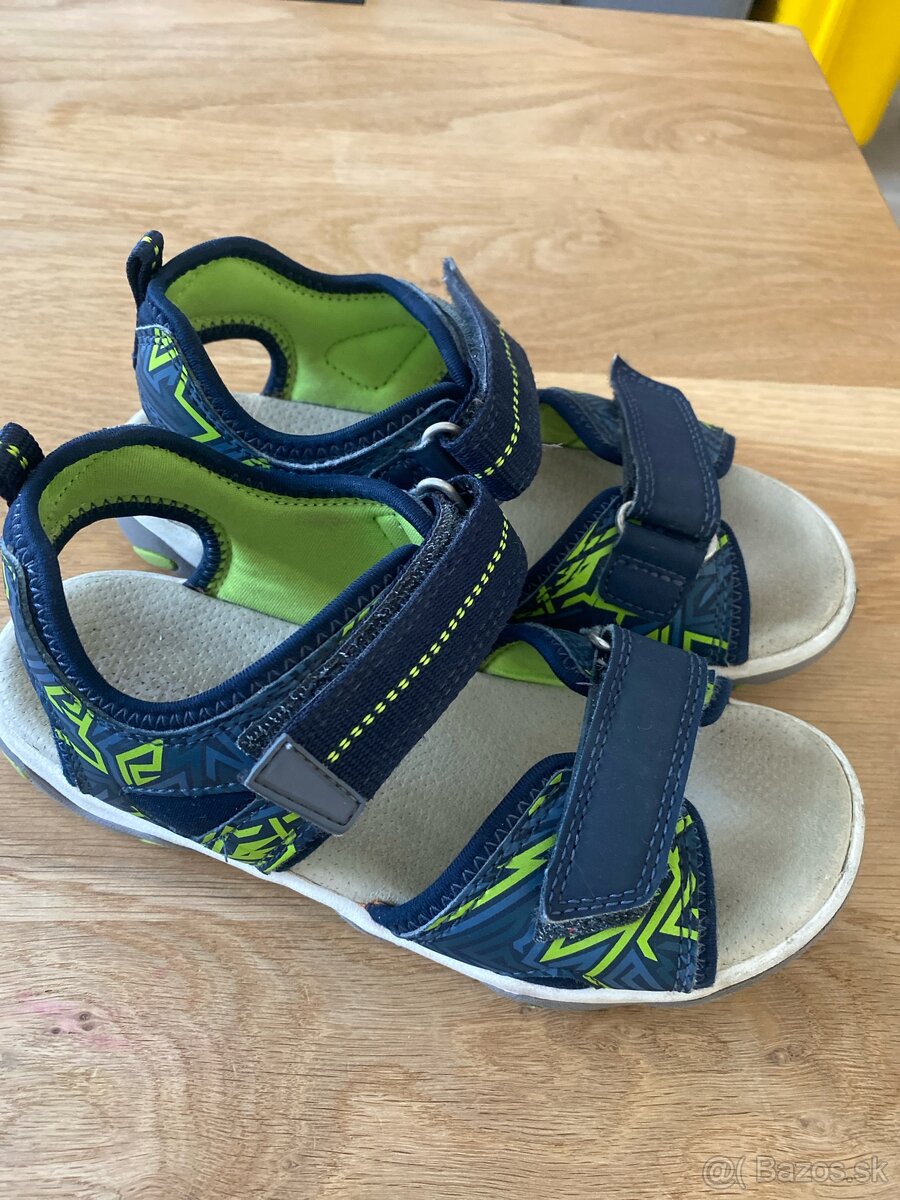 Sandale superfit 33