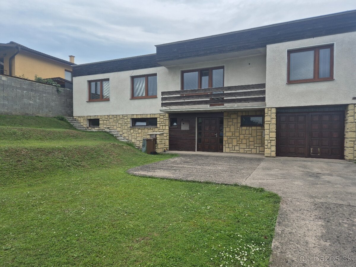 Predaj rodinného domu v Martine – 300 m²