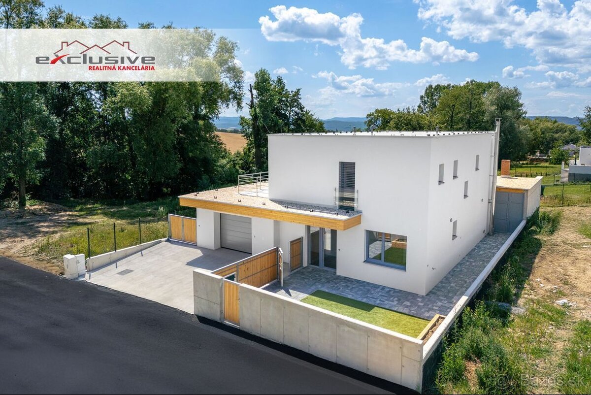 MODERNÝ 5-IZBOVÝ RODINNÝ DOM,TERIAKOVCE,513 M2 POZEMOK,GARÁŽ