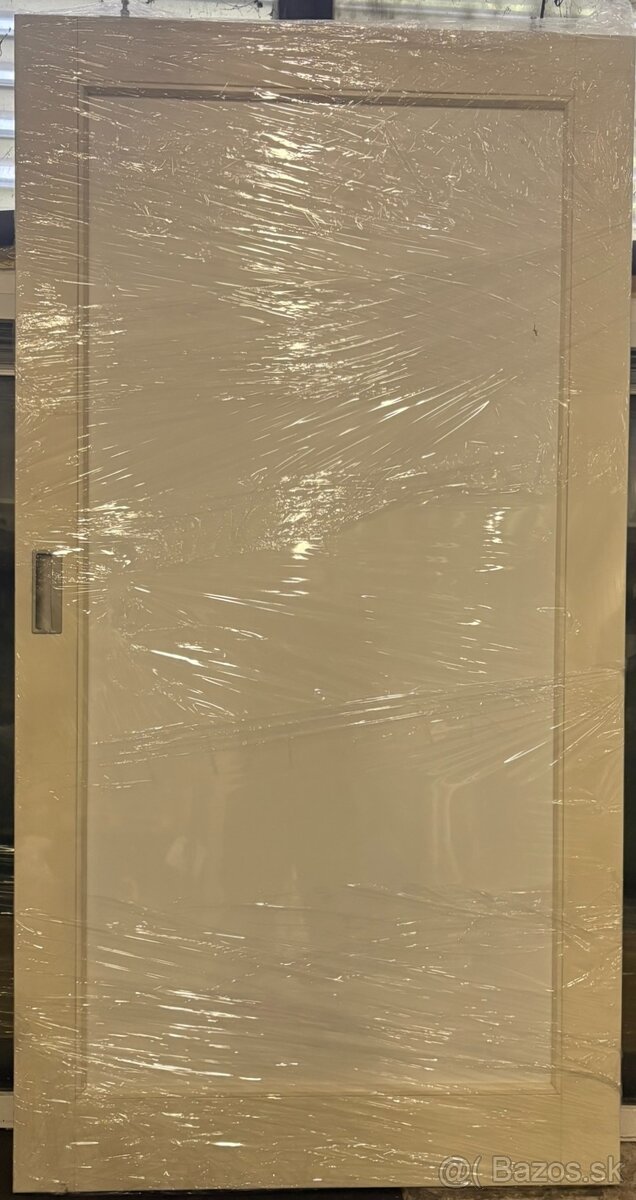 Posuvné zasúvacie dvere.