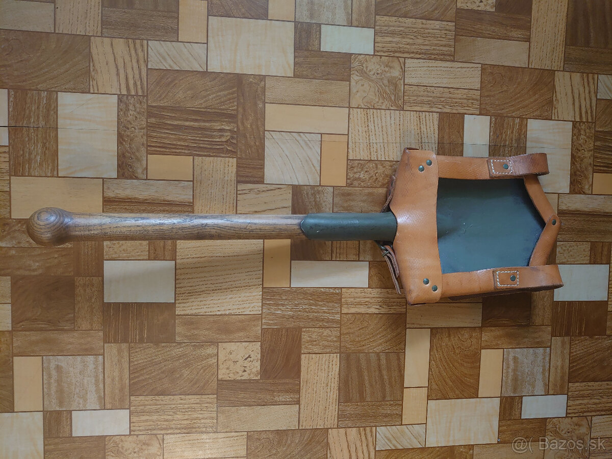 Vojenska lopatka ČSLA