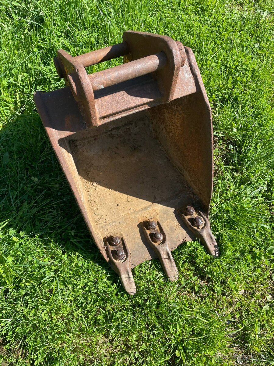 Predám používanú originál lyžicu 40cm