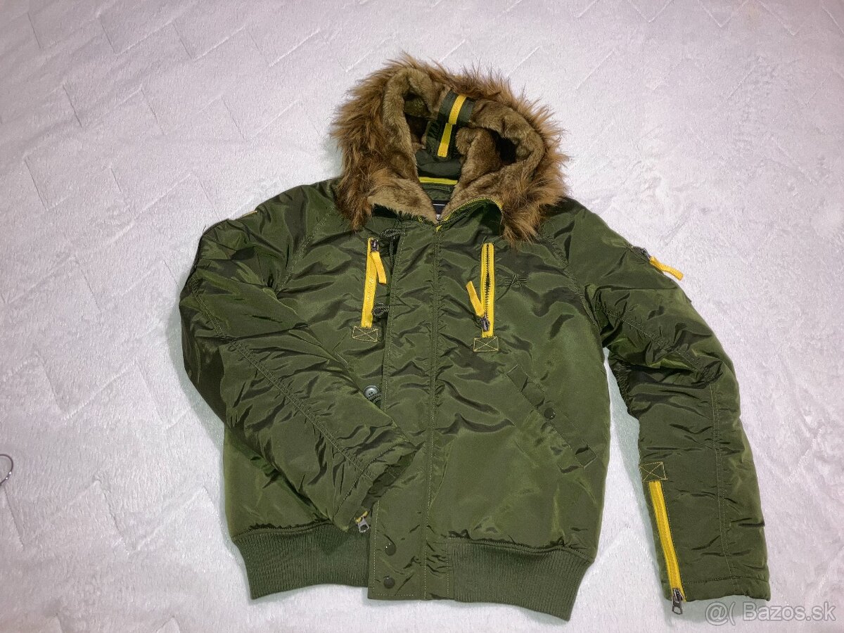 Zimný bomber Alpha Industries