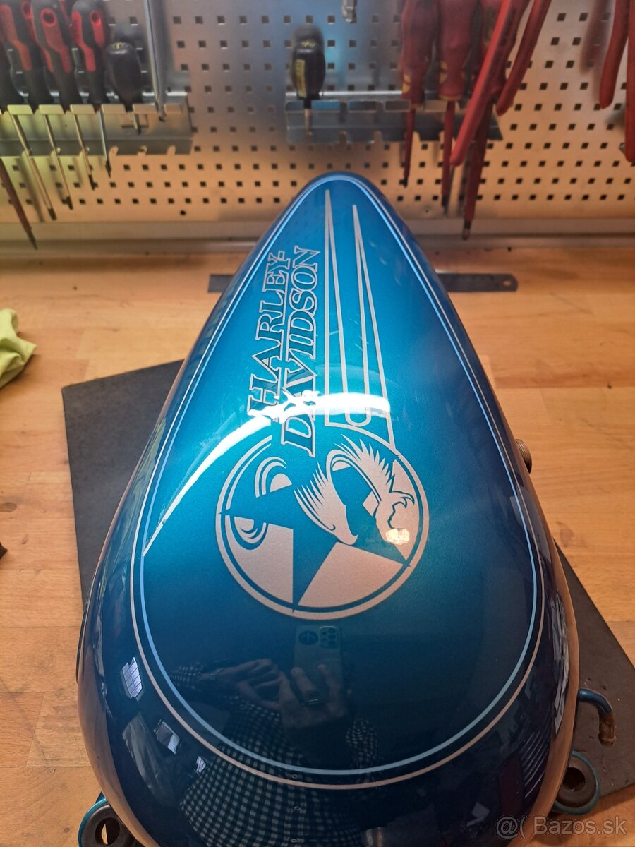 Nádrž Harley Davidson