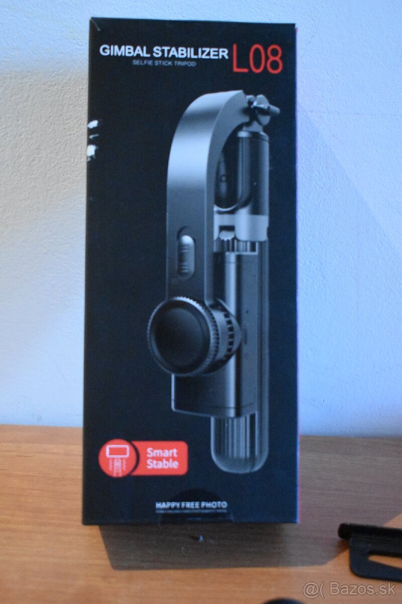 L08 Bluetooth selfie tyč so stabilizátorom