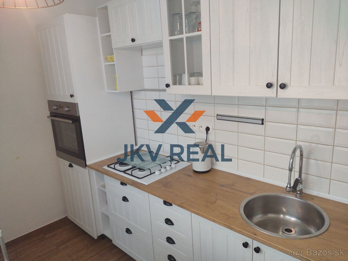 EXKLUZÍVNE  2- IZBOVÝ BYT NA PREDAJ S 2 BALKÓNMI - PIEŠŤANY