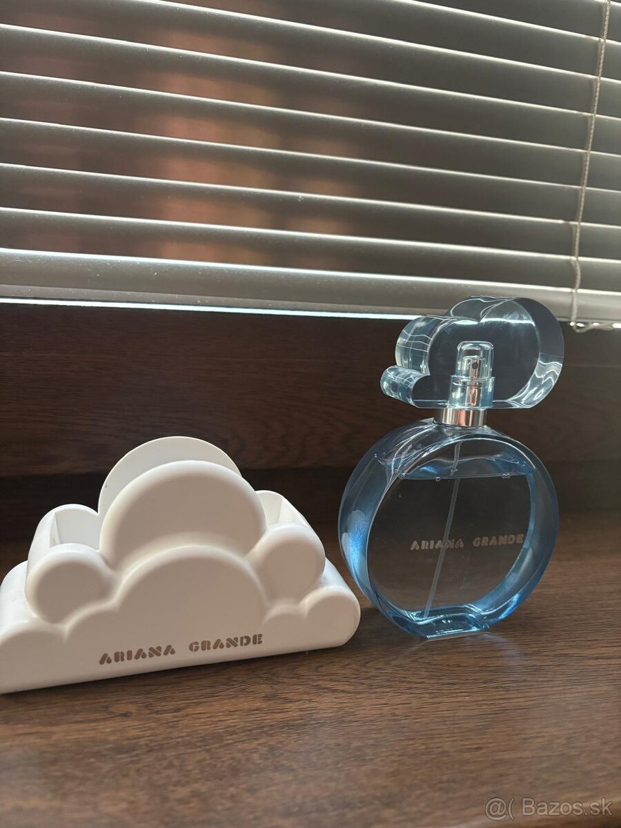 Ariana Grande parfém 100ml