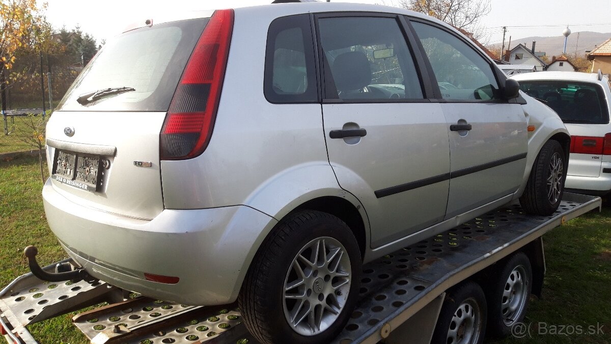 Ford fiesta 1,4 TDCI - Svetlo zadné facelift