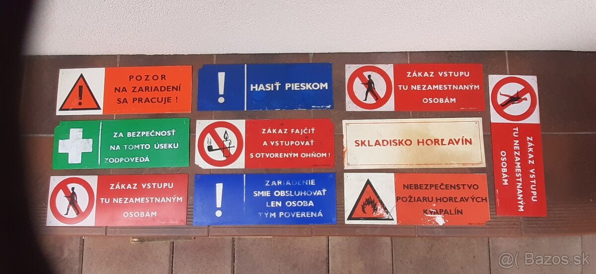 Retro vystražne tabulky