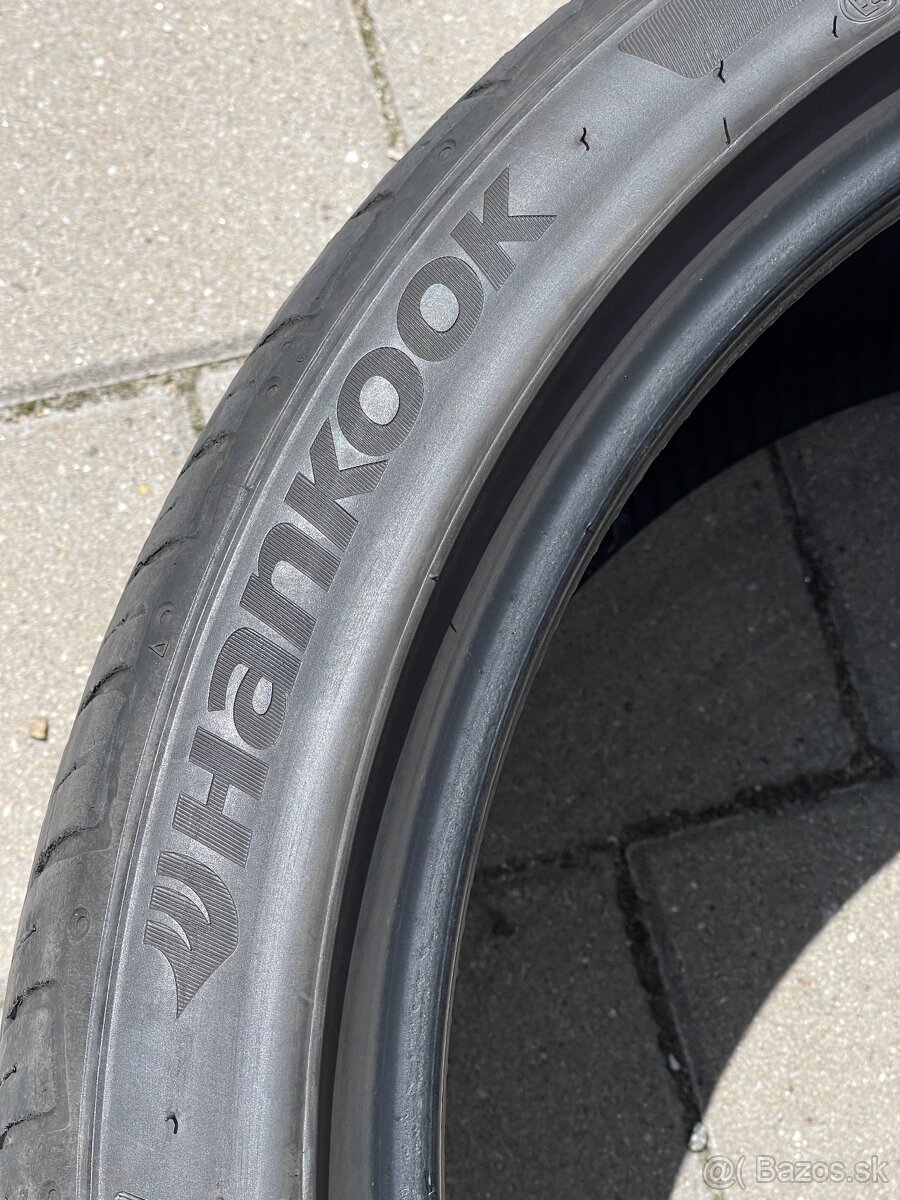 Hankook Ventus S1 Evo2 K117A 285/35 R22 Sound Absorber