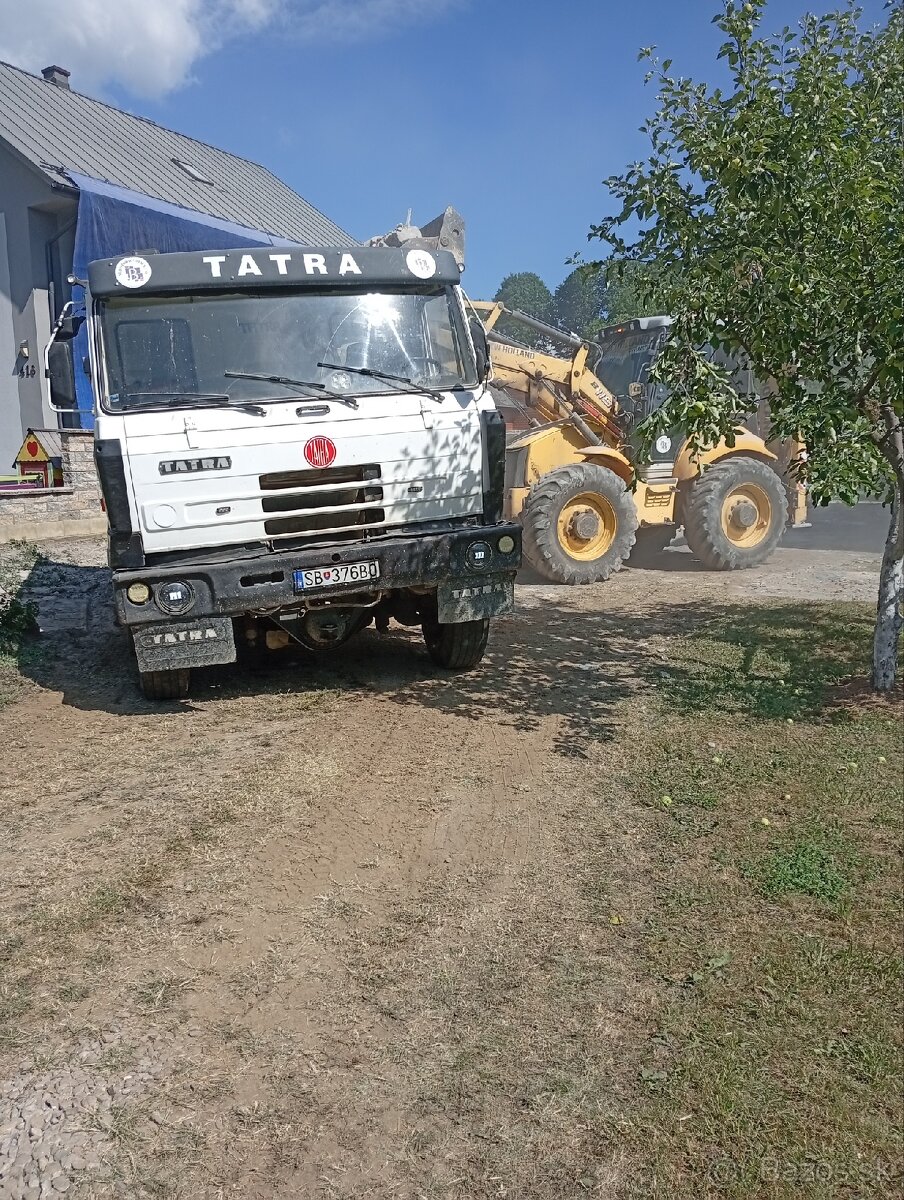 Tatra 815