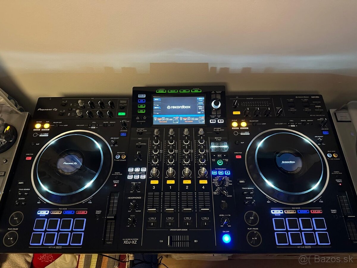 Pioneer XDJ-XZ +UDG Bag+Decksave