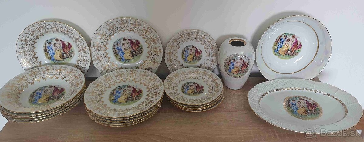 Porcelánová obedová súprava.