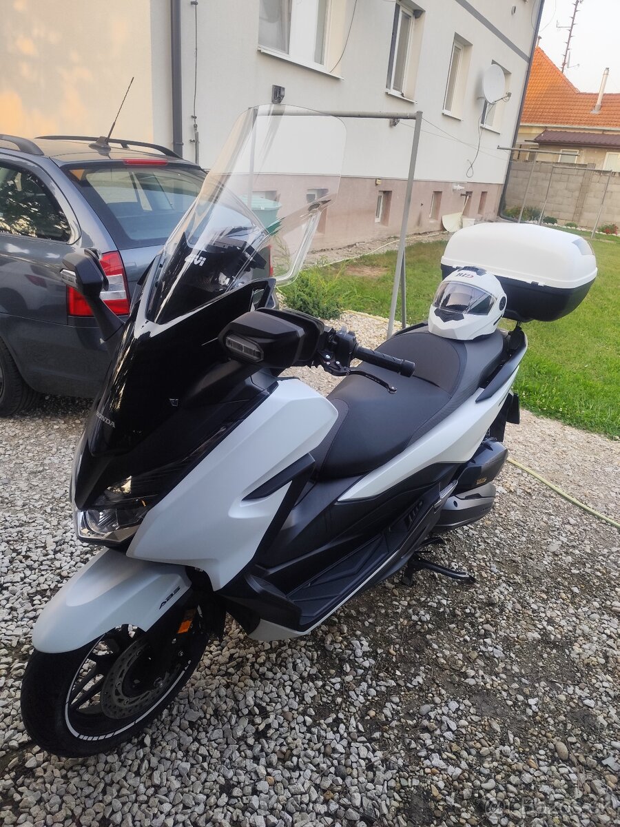 Predám Honda Forza 125