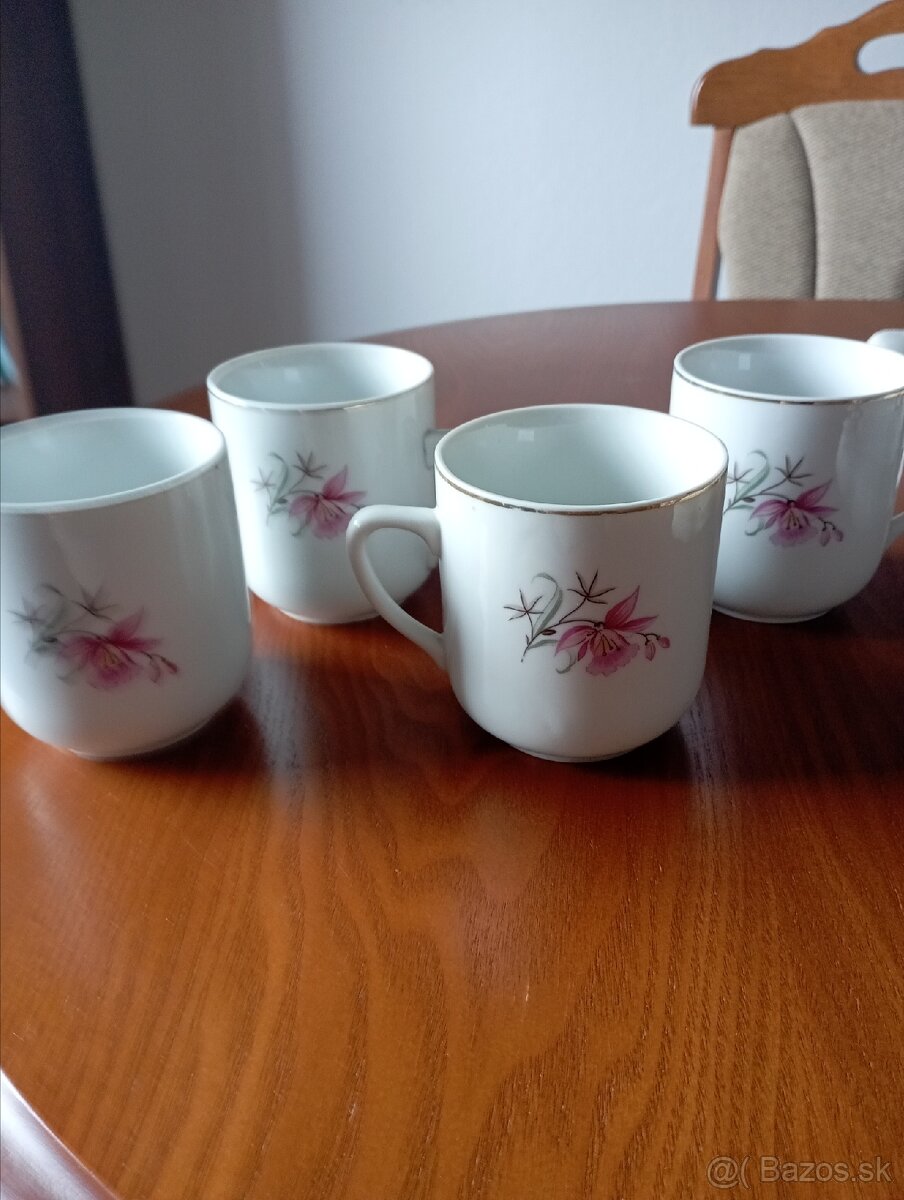 Porcelánové šálky