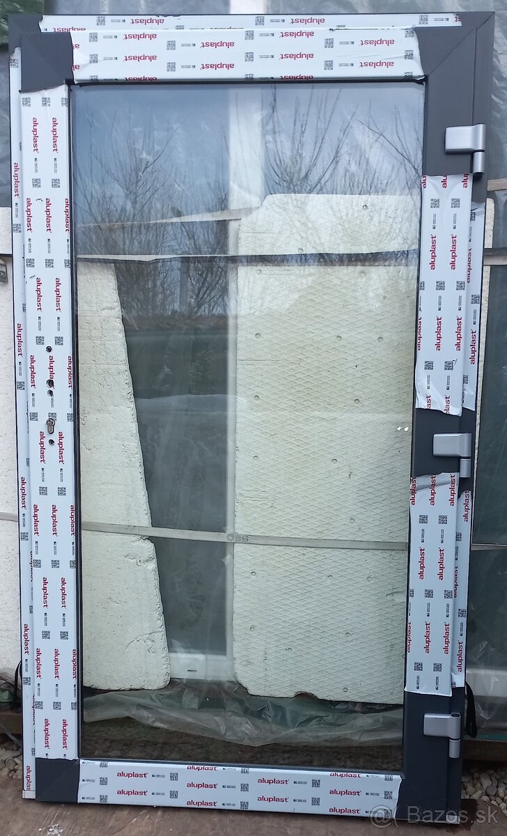 Predám vchodove dvere š 109 cm x v 185 cm antracit/biela