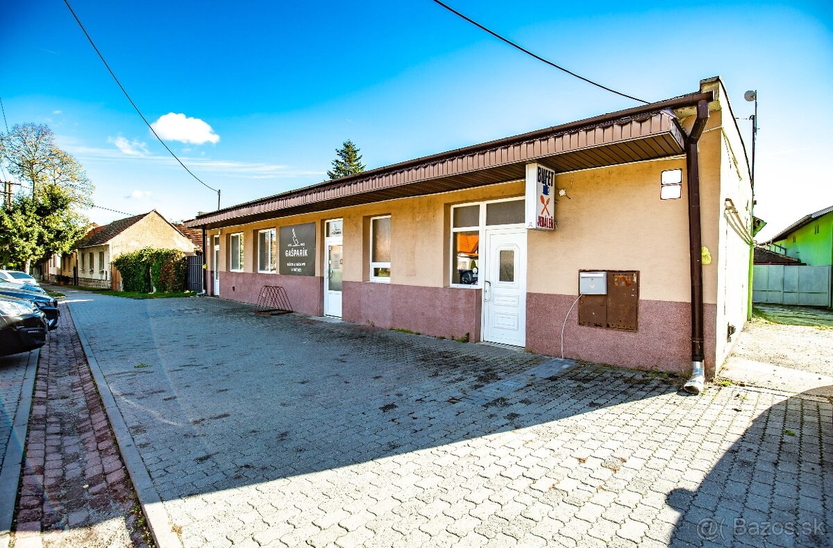 RD na podnikanie v obci SMOLENICE, pozemok 1105 m2