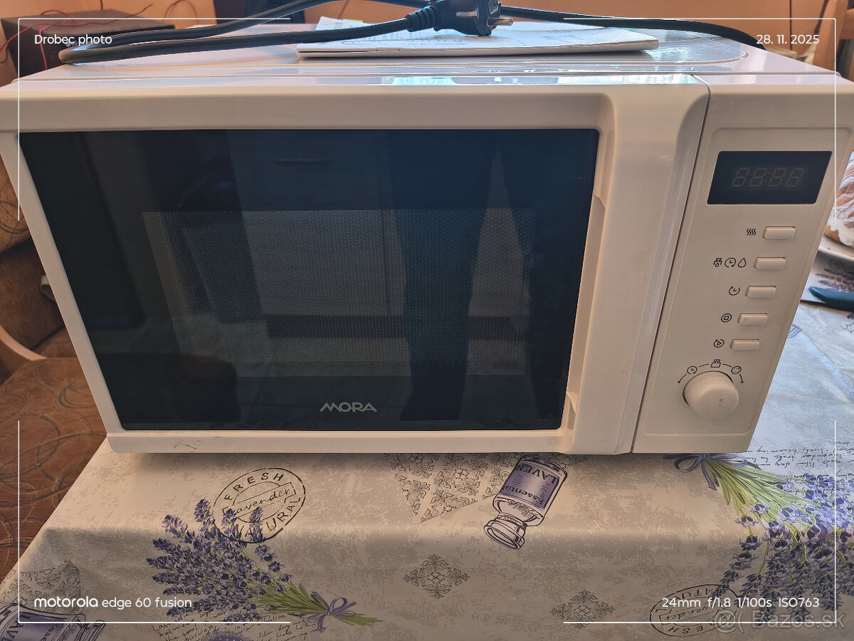 Mikrovlnka MORA MT 320W