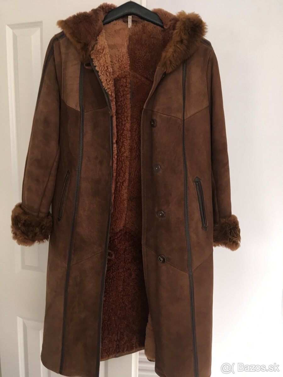 Slovensky damsky kozuch c.42