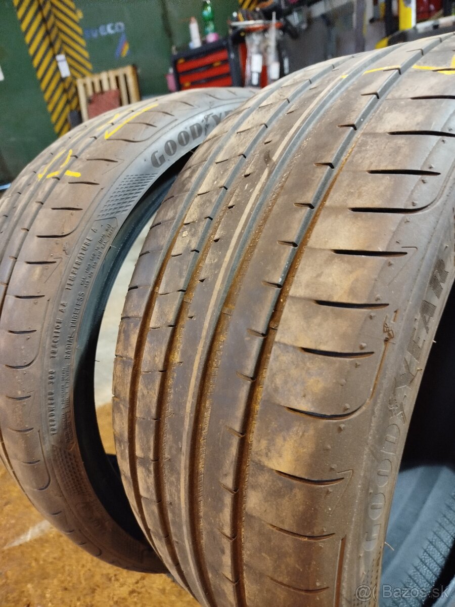 Goodyear 225/35R19