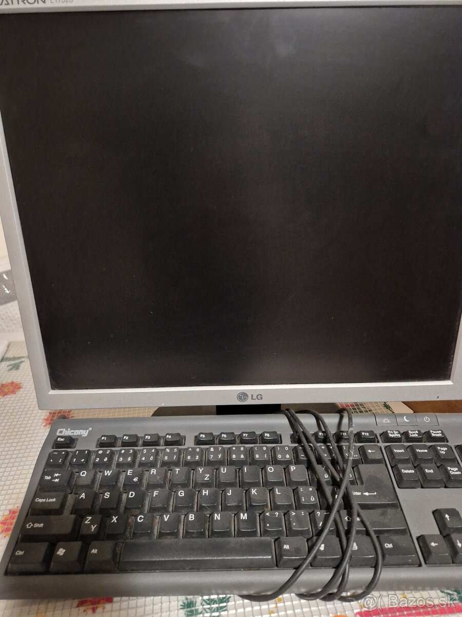 Monitor+klávesnica
