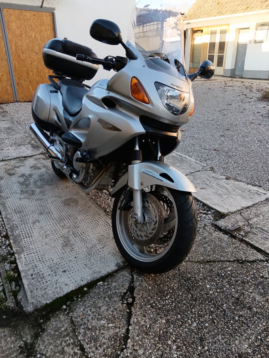 Honda deauville