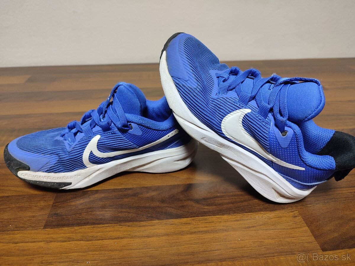 Nike tenisky 28,5