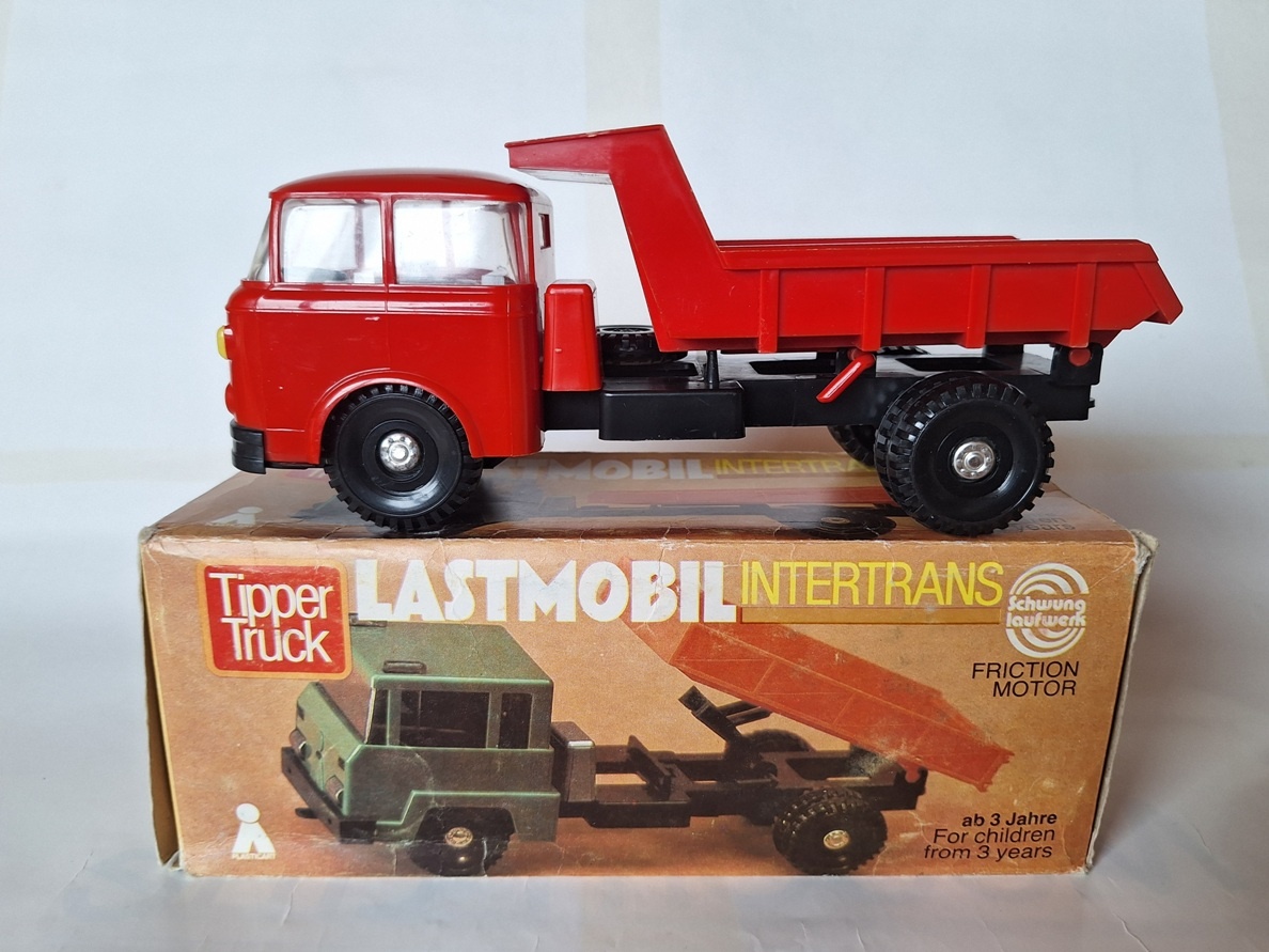Škoda Liaz 706 RTS1 - červená