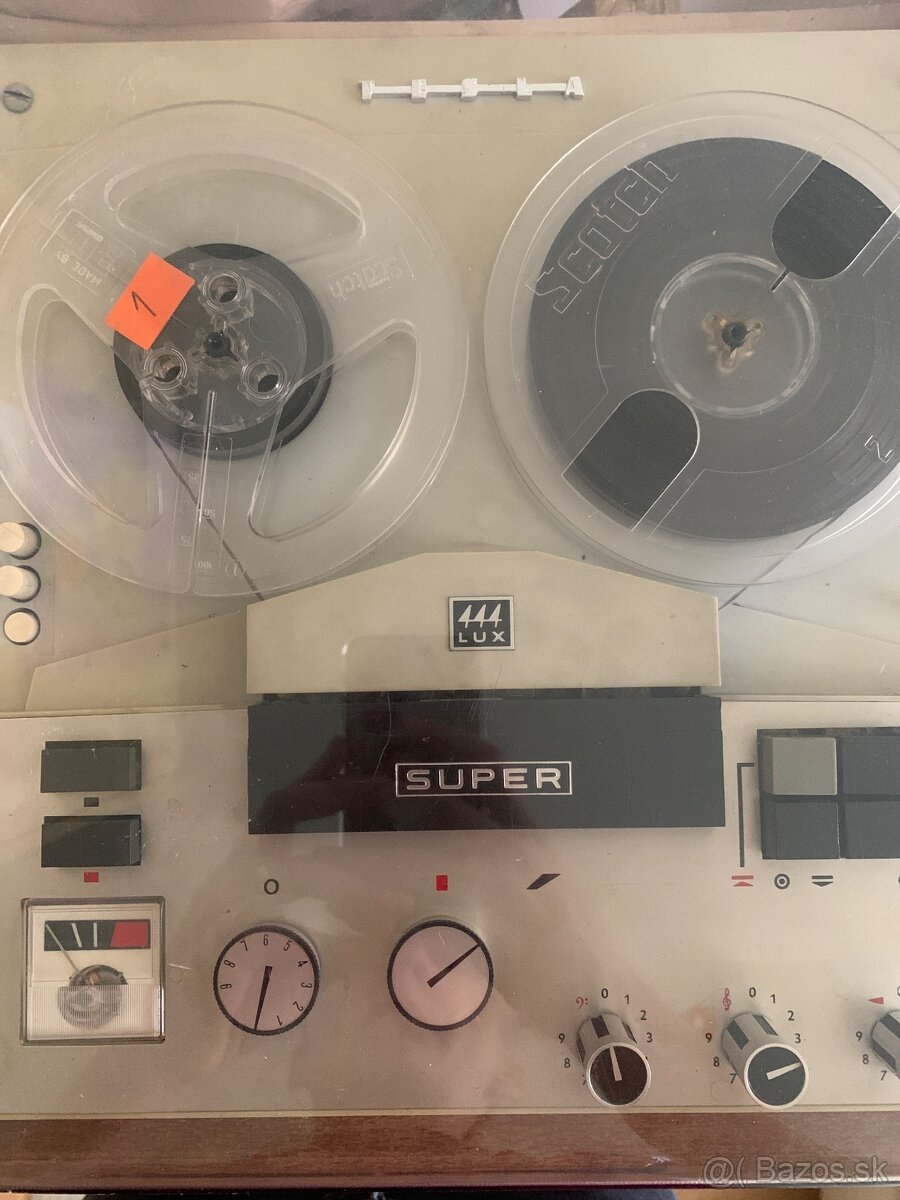 Magnetofon LUX SUPER