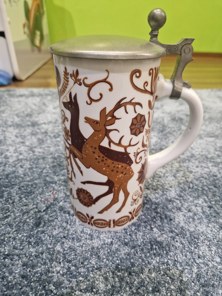 Porcelánovy pivný krigel