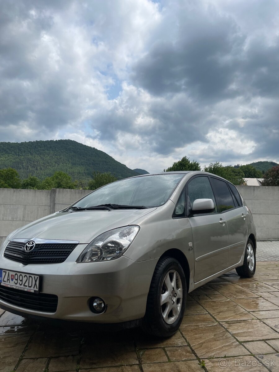 Toyota Corolla Verso 2,0 diesel, 66kW, MT5, r.v. 2002