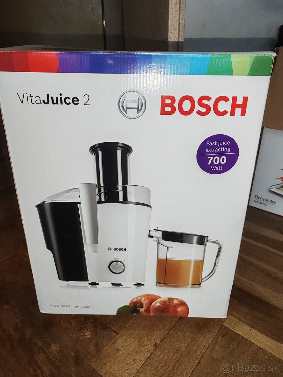 Predám veľmi málo používanuy odšťavovač Bosch 700w