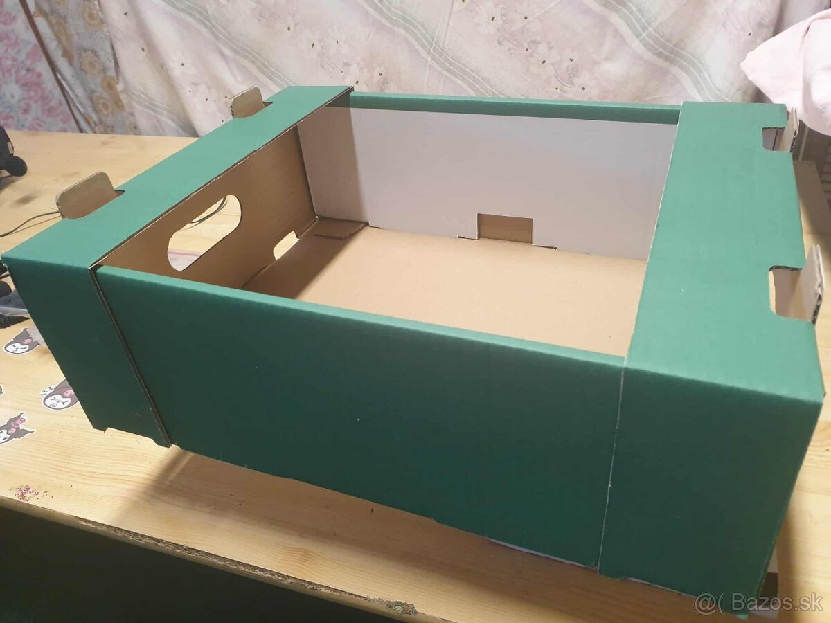 Kartónová prepravka na zeleninu, skladacia