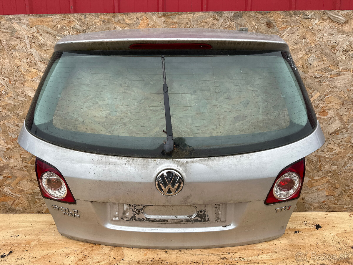 PRODÁM PÁTE DVEŘE, ZADNÍ VÍKO KUFRU VW GOLF 5 PLUS
