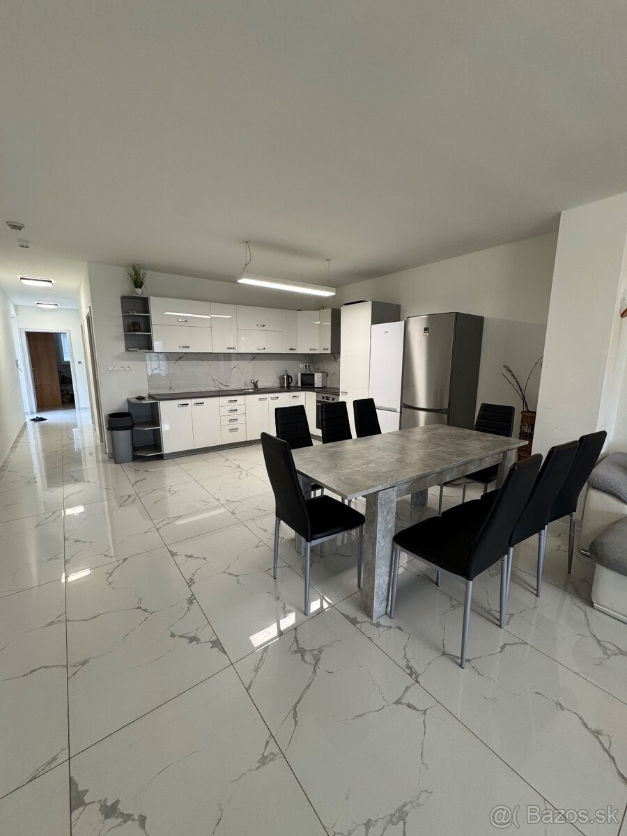 Moderný rodinný dom v Chorvátskom Grobe