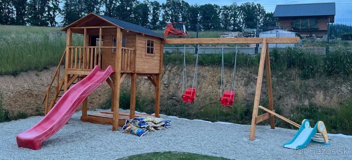 Detsky drevený domcek Junior s montážou a s dovozom