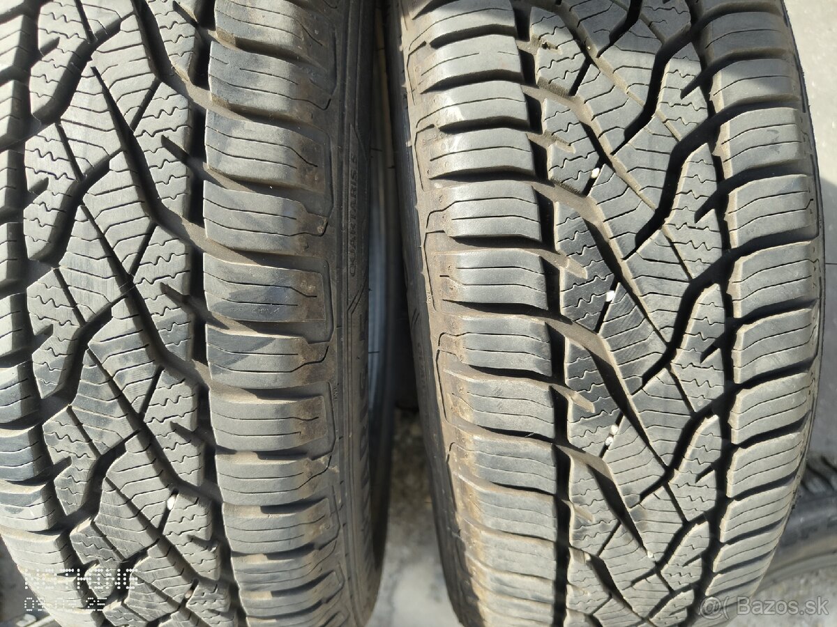 Celoročné Barum Quartaris 165/65/15 81T