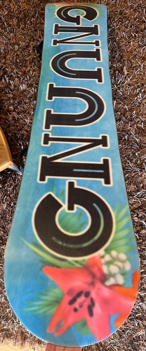 GNU snowboard + viazanie