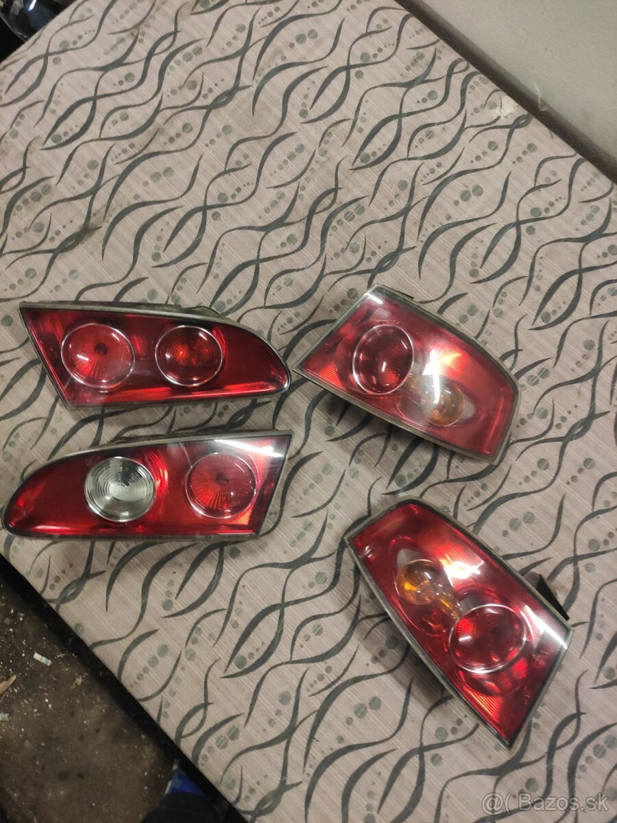 Zadné svetlá Ibiza 3 III 6L