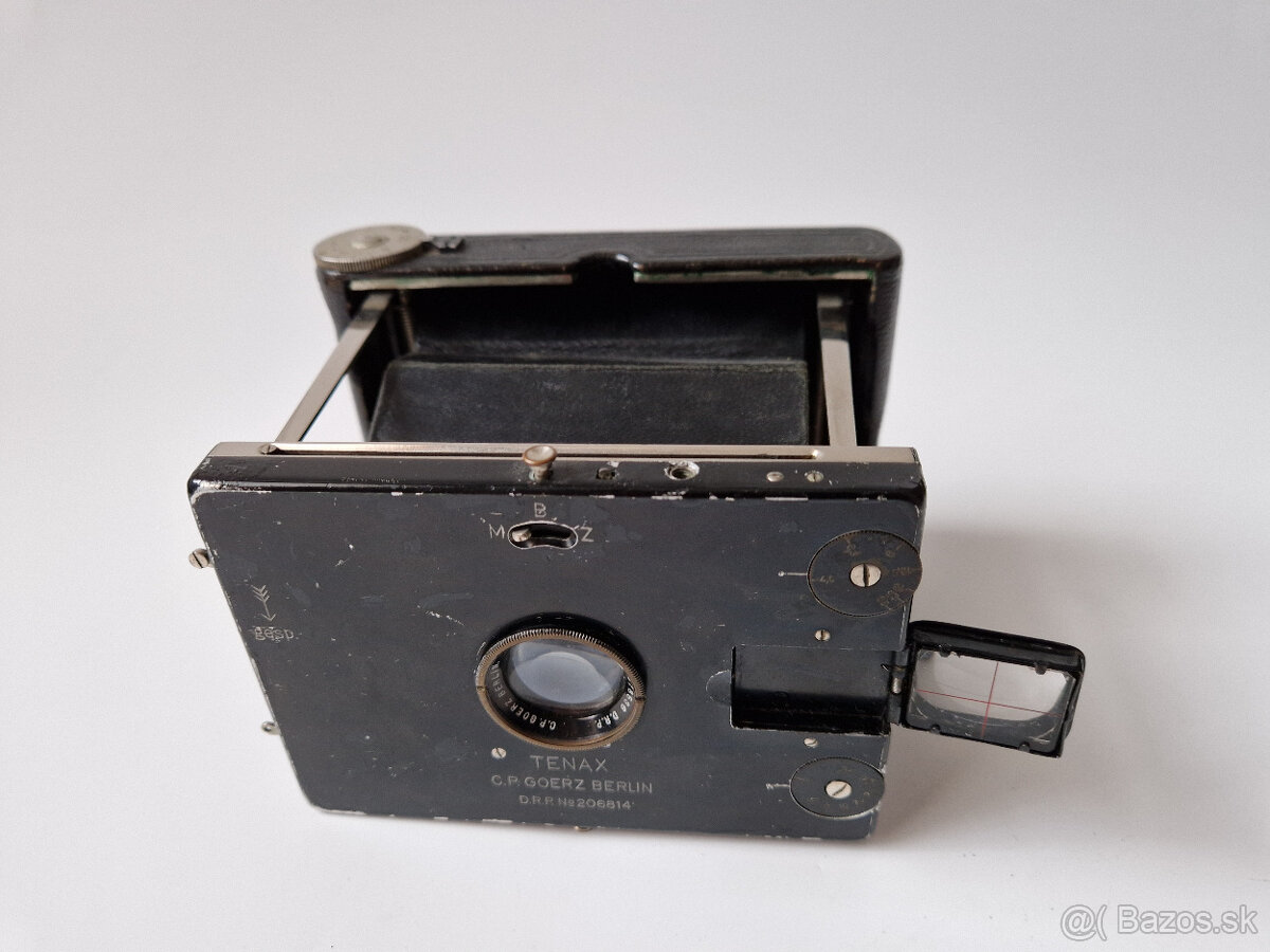 Starý německý měchový fotoaparát Goerz Plate Tenax 6,5x9