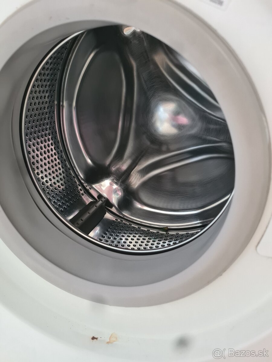 Slim pracka Zanussi