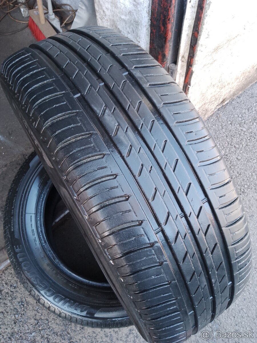 2x letné pneumatiky 205/60 r16